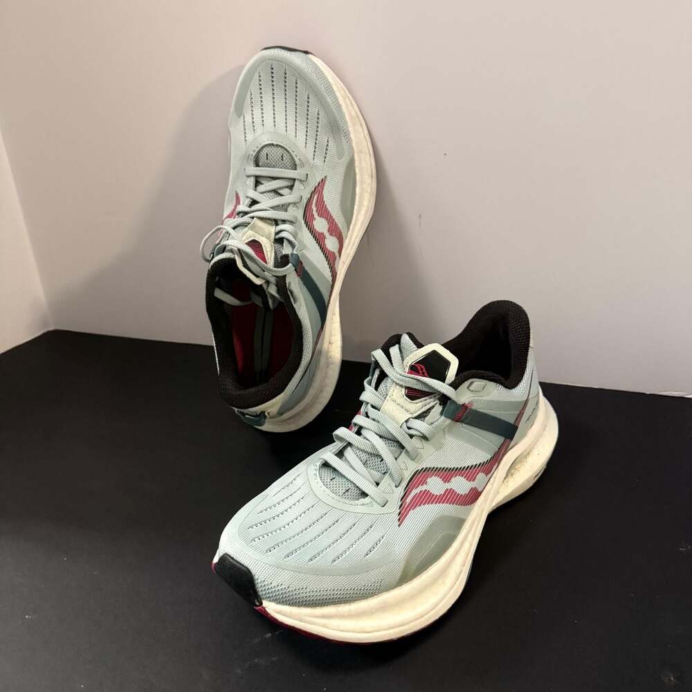 Saucony Tempus Mineral Rose Women's Running Shoes Size 9